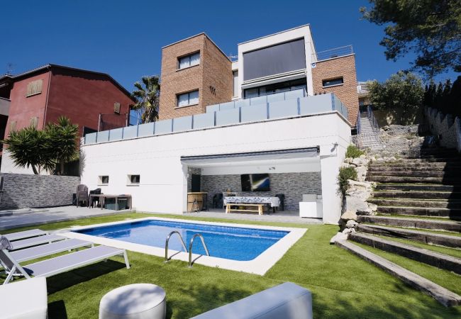 Villa en Canyelles - VILLA VORA SITGES